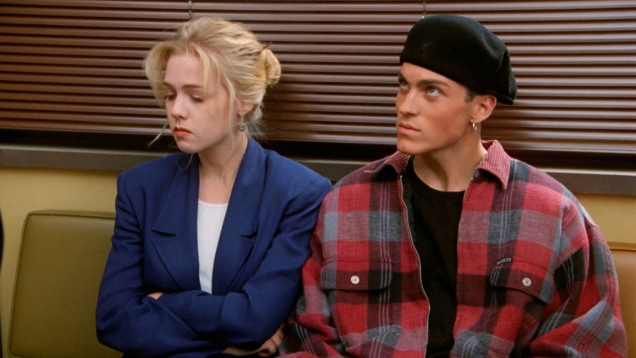 Beverly Hills, 90210 - Season 4 Episode 17 : Thicker Than Water