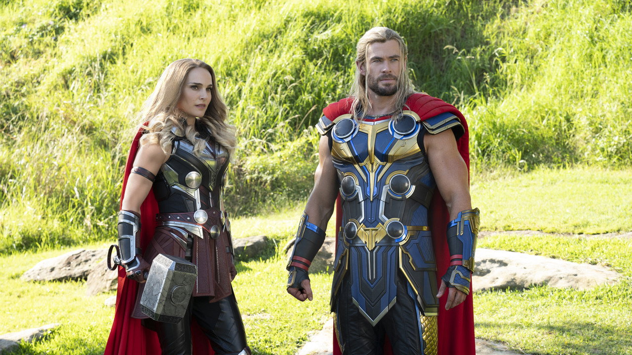 Thor: Love and Thunder background 87