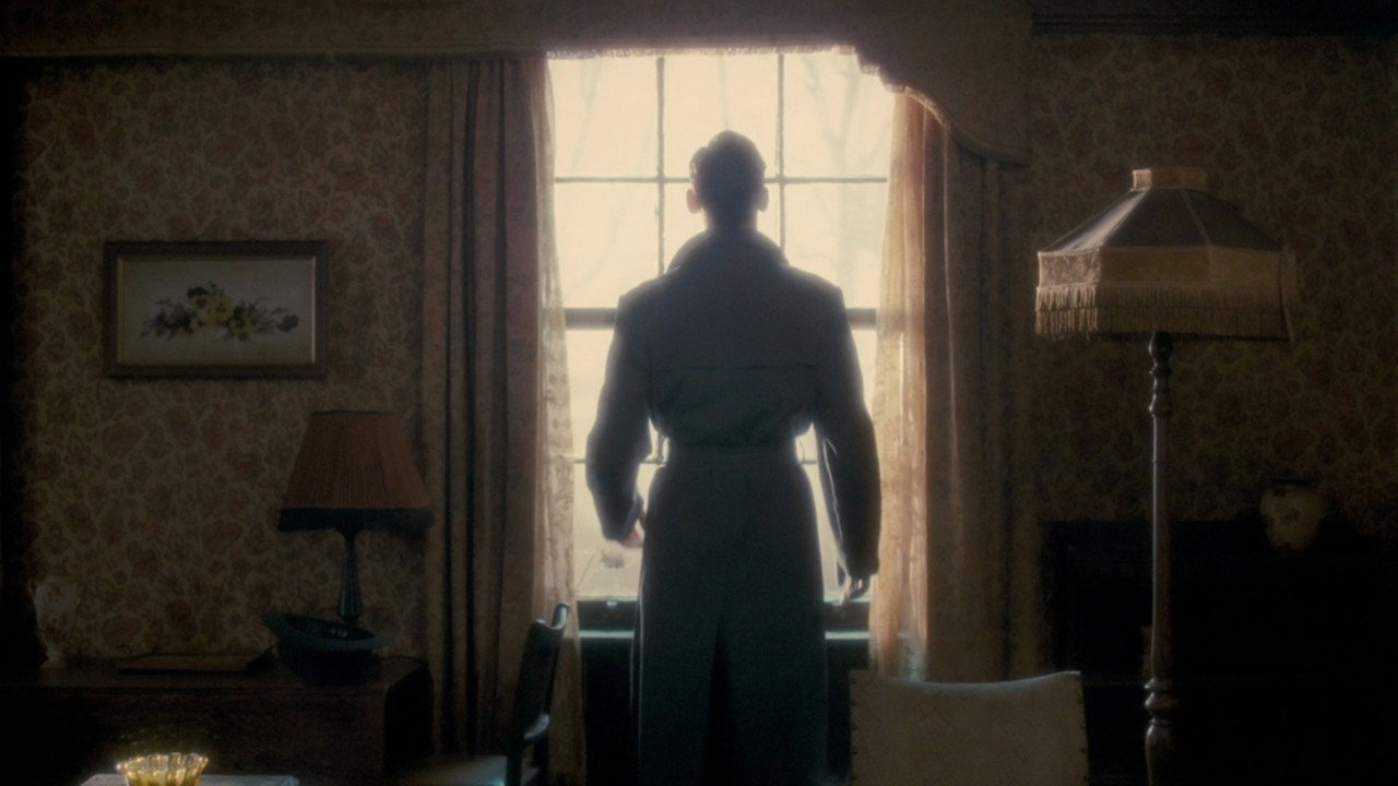 The Deep Blue Sea backdrop