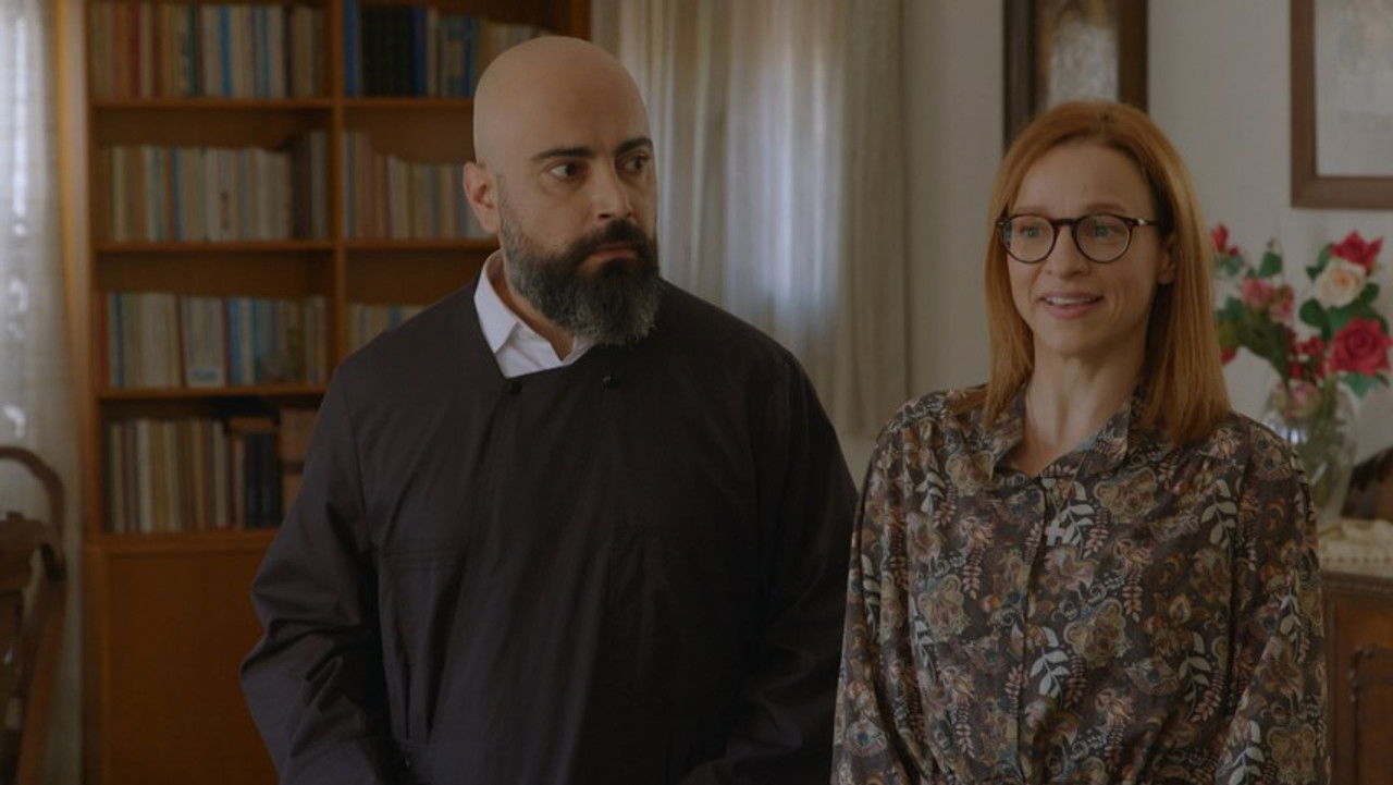 Σε Ξένα Χέρια — Épisode 26