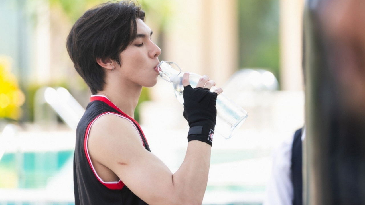 Crazy Handsome Rich (2023) trailer