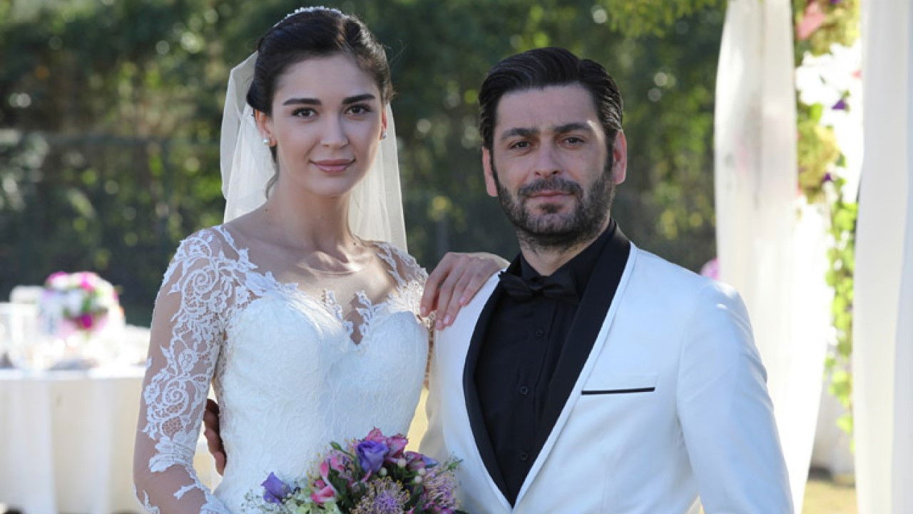 Eşkıya Dünyaya Hükümdar Olmaz — Épisode 1