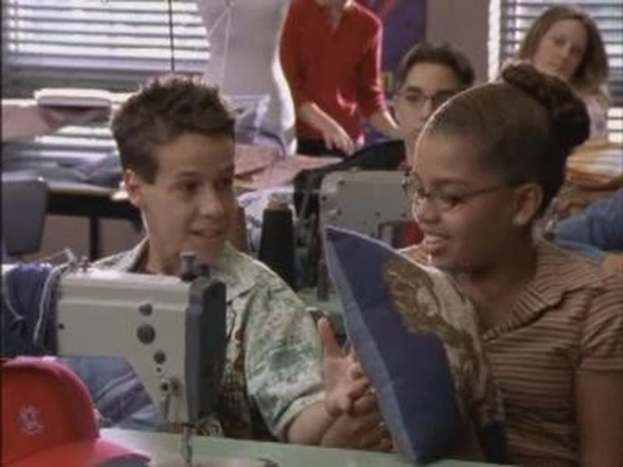 Degrassi - Season 2 Episode 11 : Don't Believe The Hype