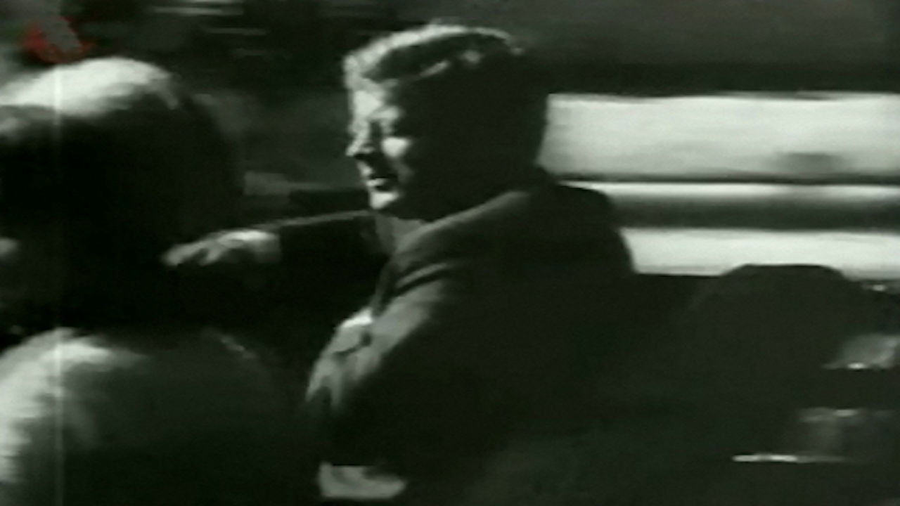 Histoire de Comprendre — Kennedy est-il mort pour le Vietnam ?