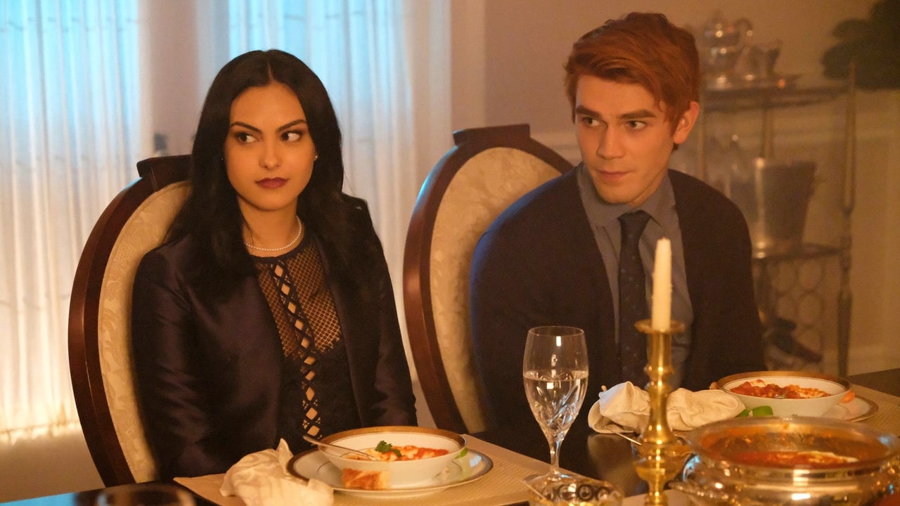 Riverdale - Season 2 Episode 3 : Chapter Sixteen: The Watcher in the Woods