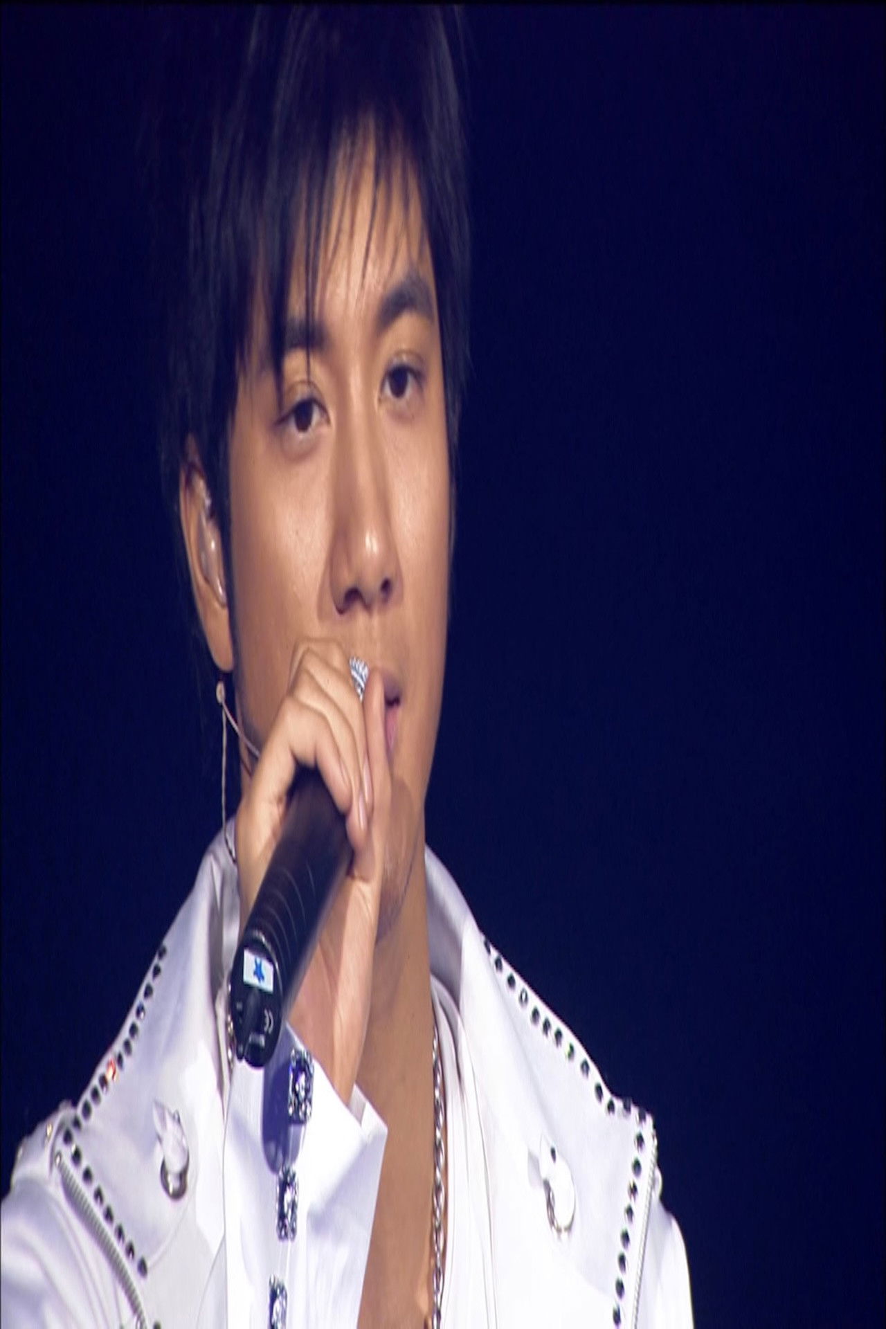 王力宏Leehom Wang盖世英雄台北演唱会2011 Backdrop