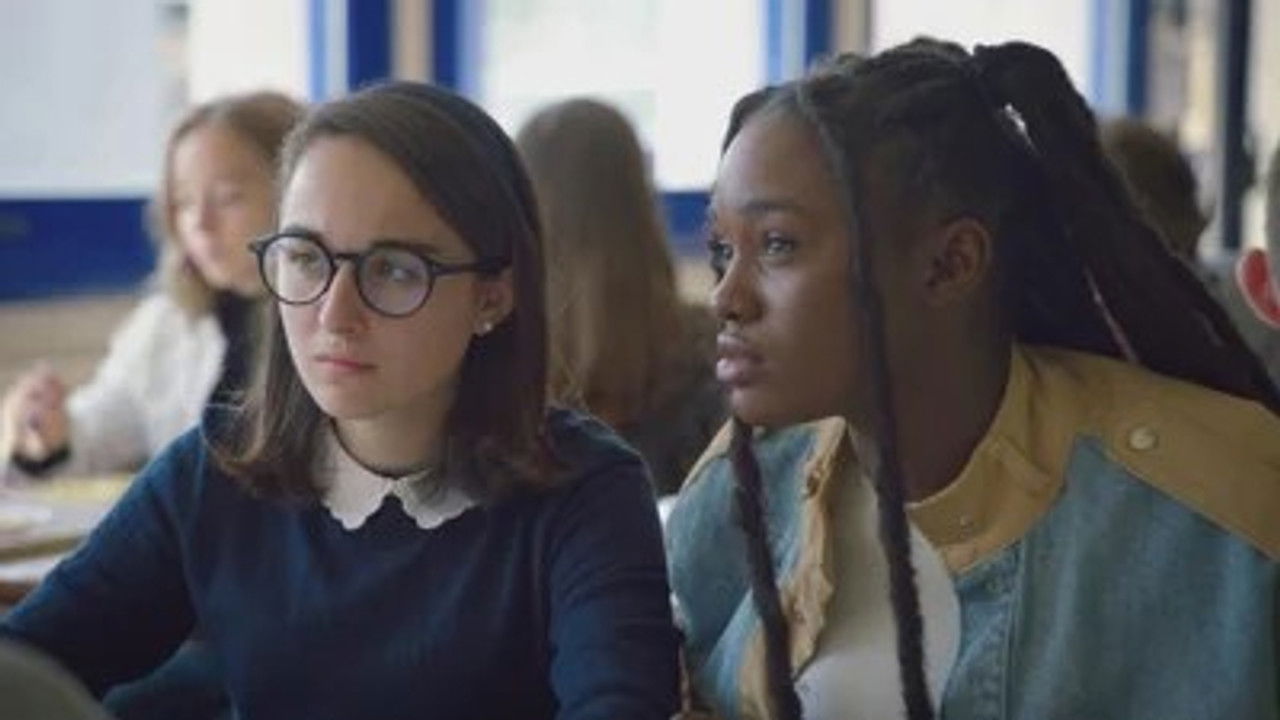 ASKIP, le collège se la raconte — Le jour du titre de séjour