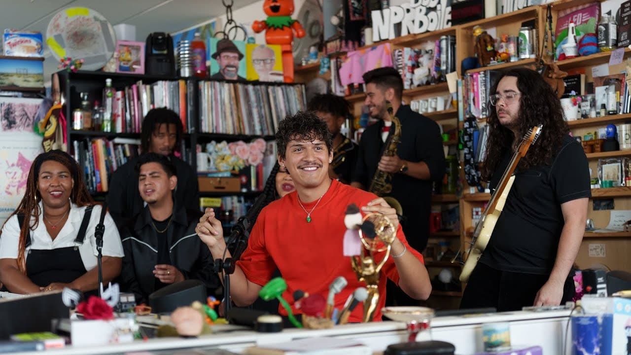 NPR Tiny Desk Concerts - Season 15 Episode 95 : Omar Apollo