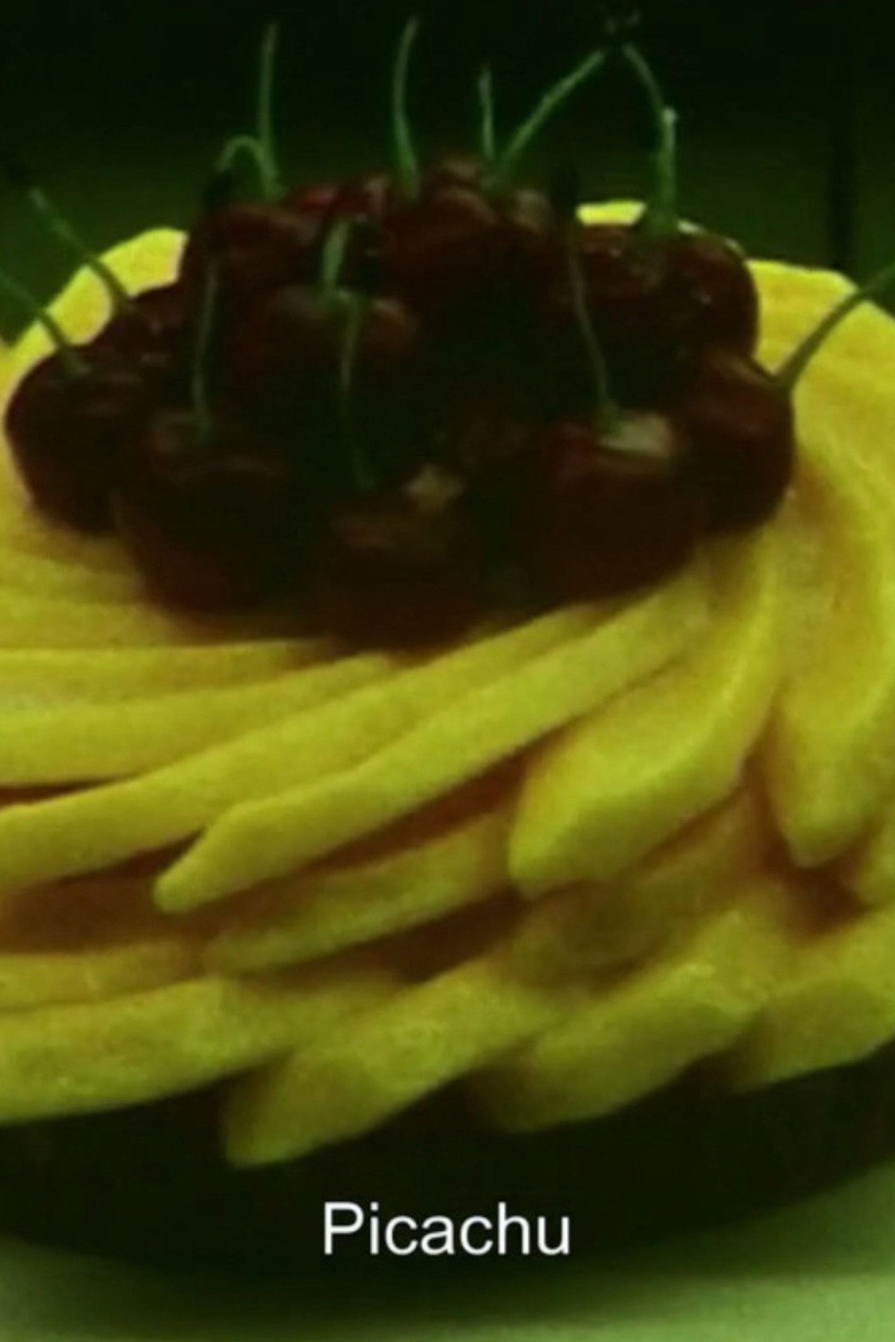 ABCDEFGHIJKLMNOP(Q)RSTUVWXYZ filmaffisch