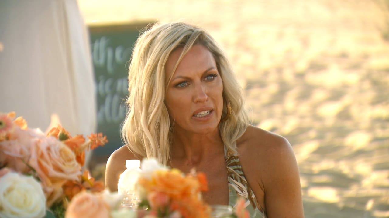 The Real Housewives of Orange County - Season 15 Episode 14 : Making Waves