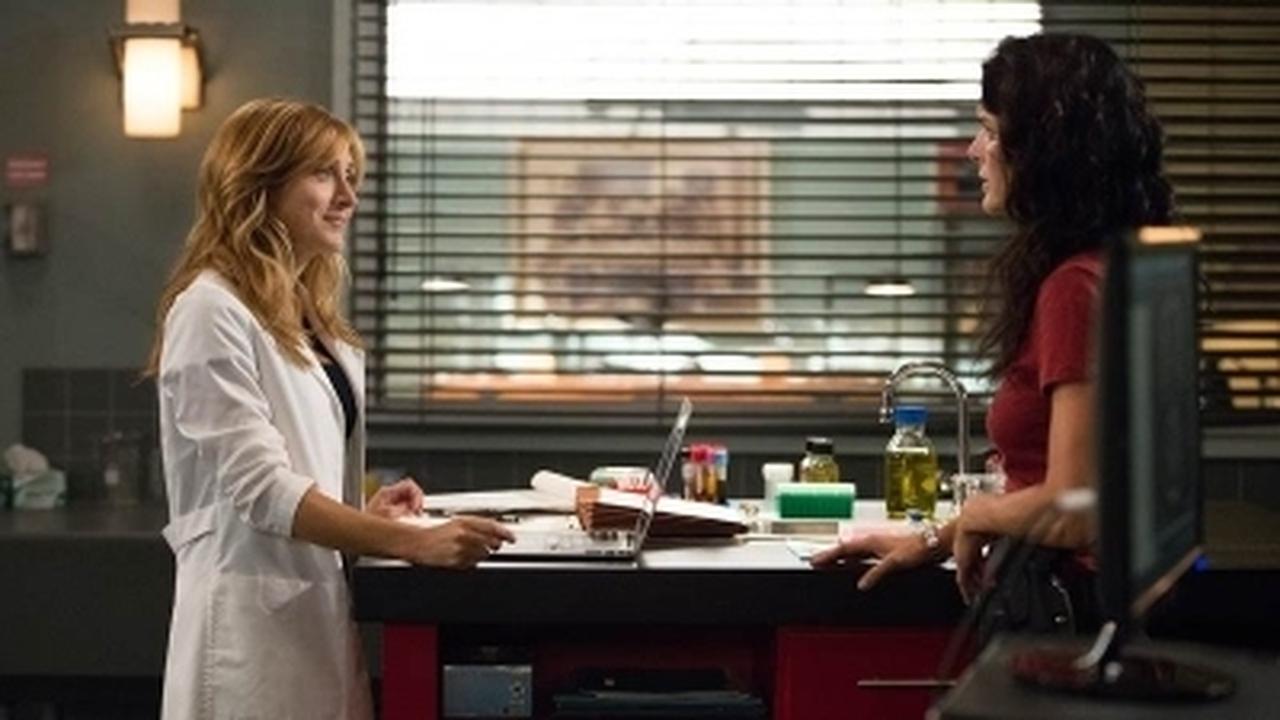 Rizzoli & Isles - Season 6 Episode 17 : Bomb Voyage