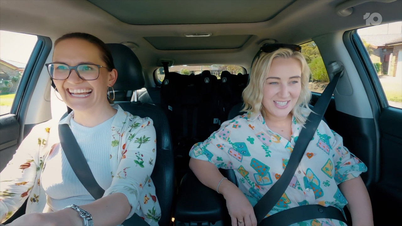 House Hunters Australia - Season 1 Episode 11 : Clare and Brid