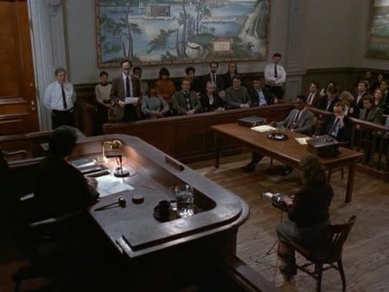 Law & Order - Season 1 Episode 22 : The Blue Wall