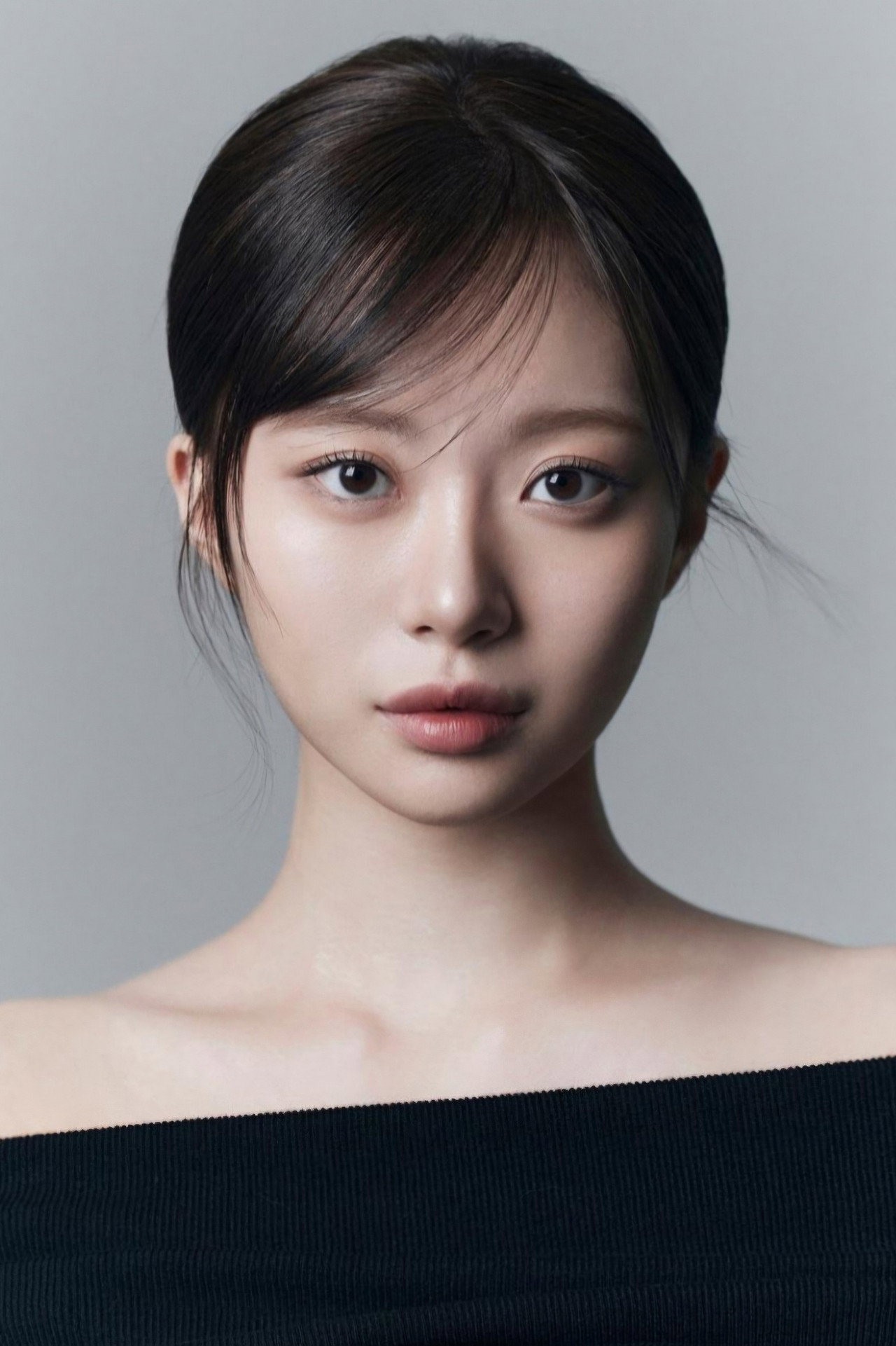 김아인