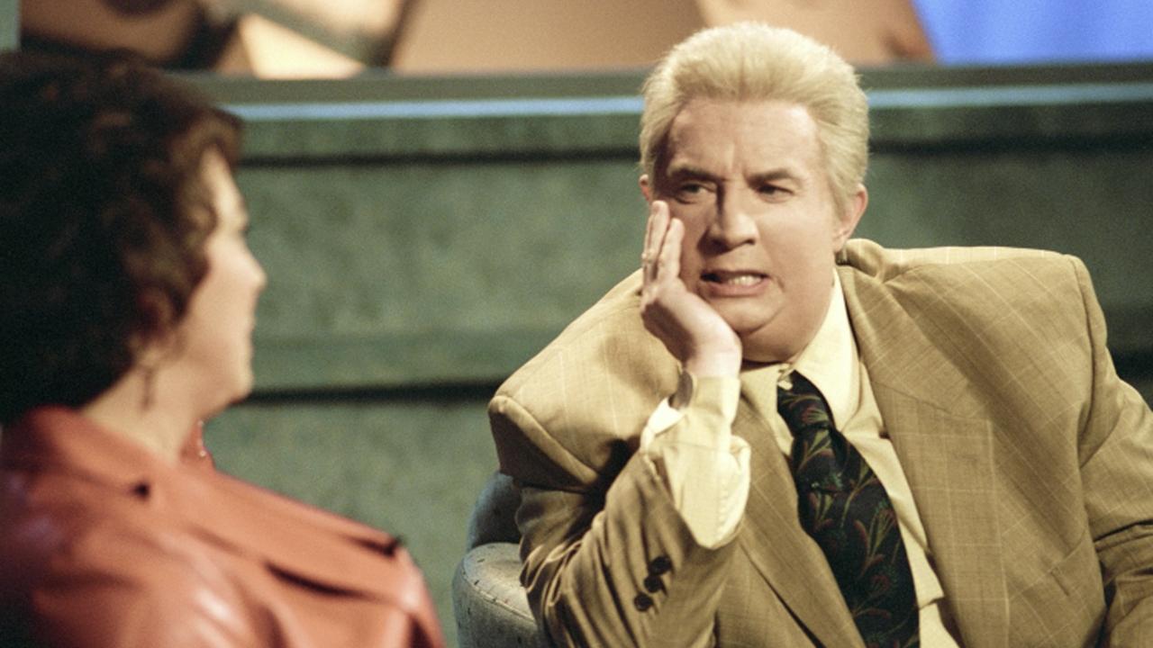 Jiminy Glick in Lalawood Backdrop Image