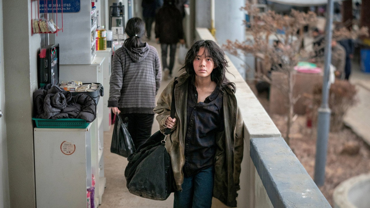 Concrete Market — still 9