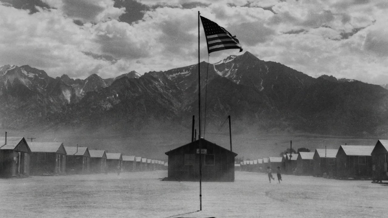 Scen från Betrayed: Surviving an American Concentration Camp