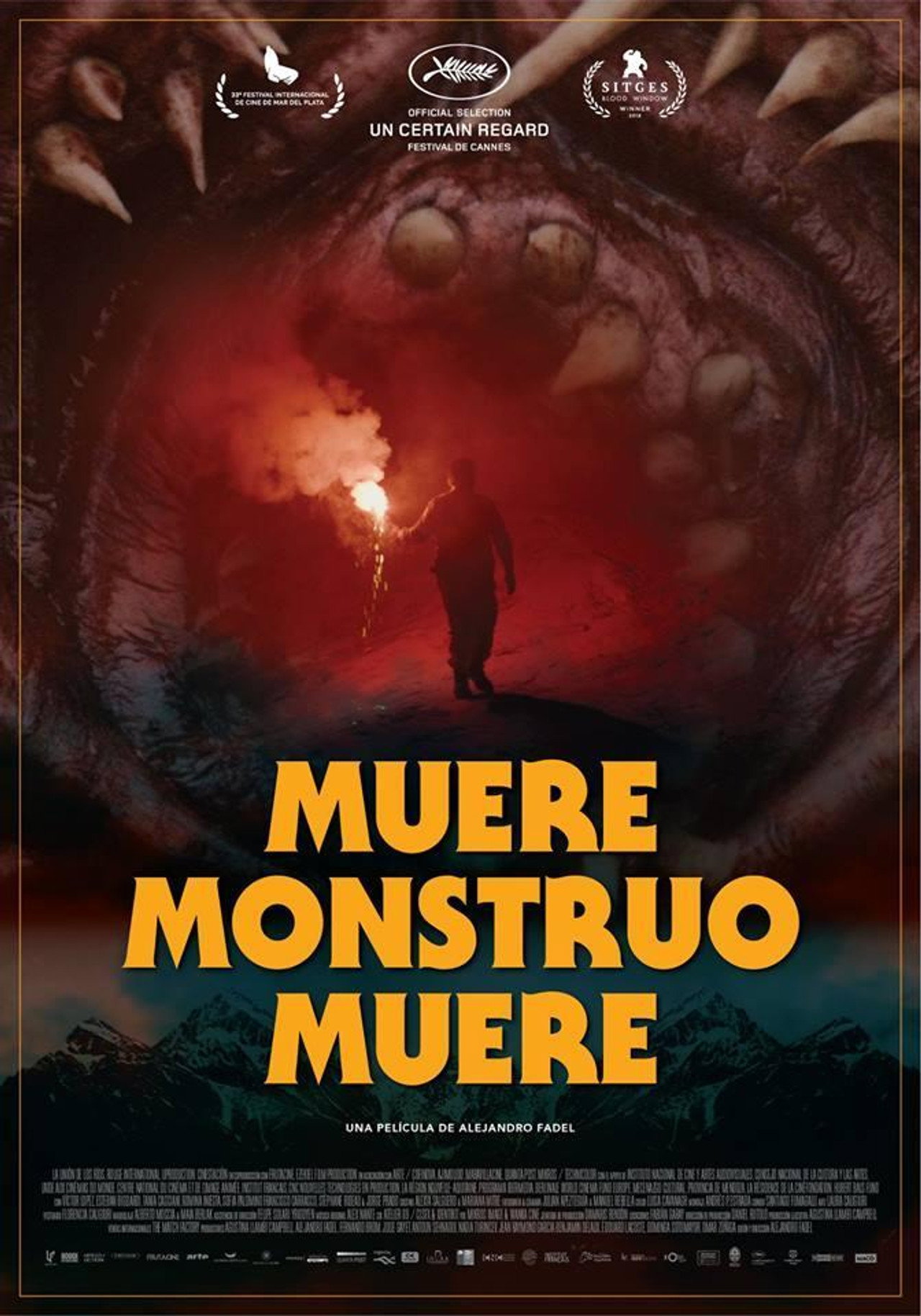 Muere, monstruo, muere filmaffisch