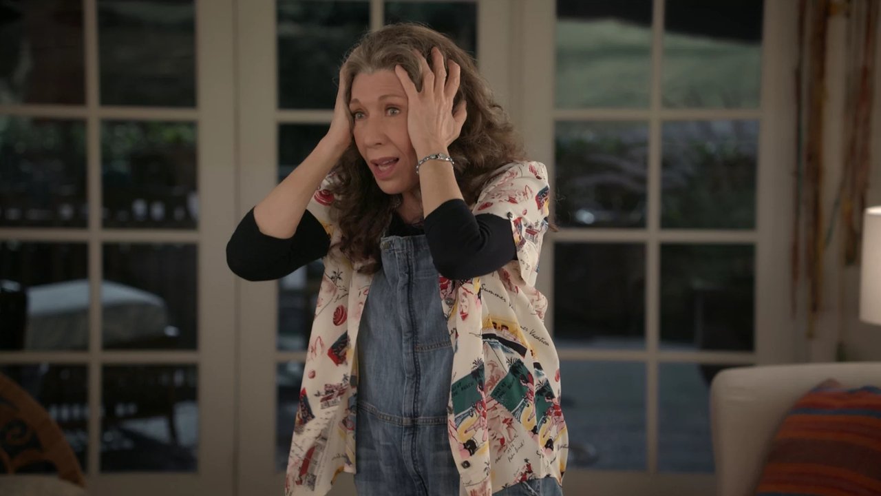 Grace and Frankie - Season 3 Episode 4 : The Burglary