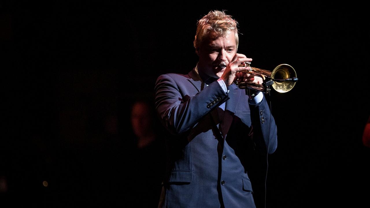 Scen från Chris Botti Live: With Orchestra and Special Guests