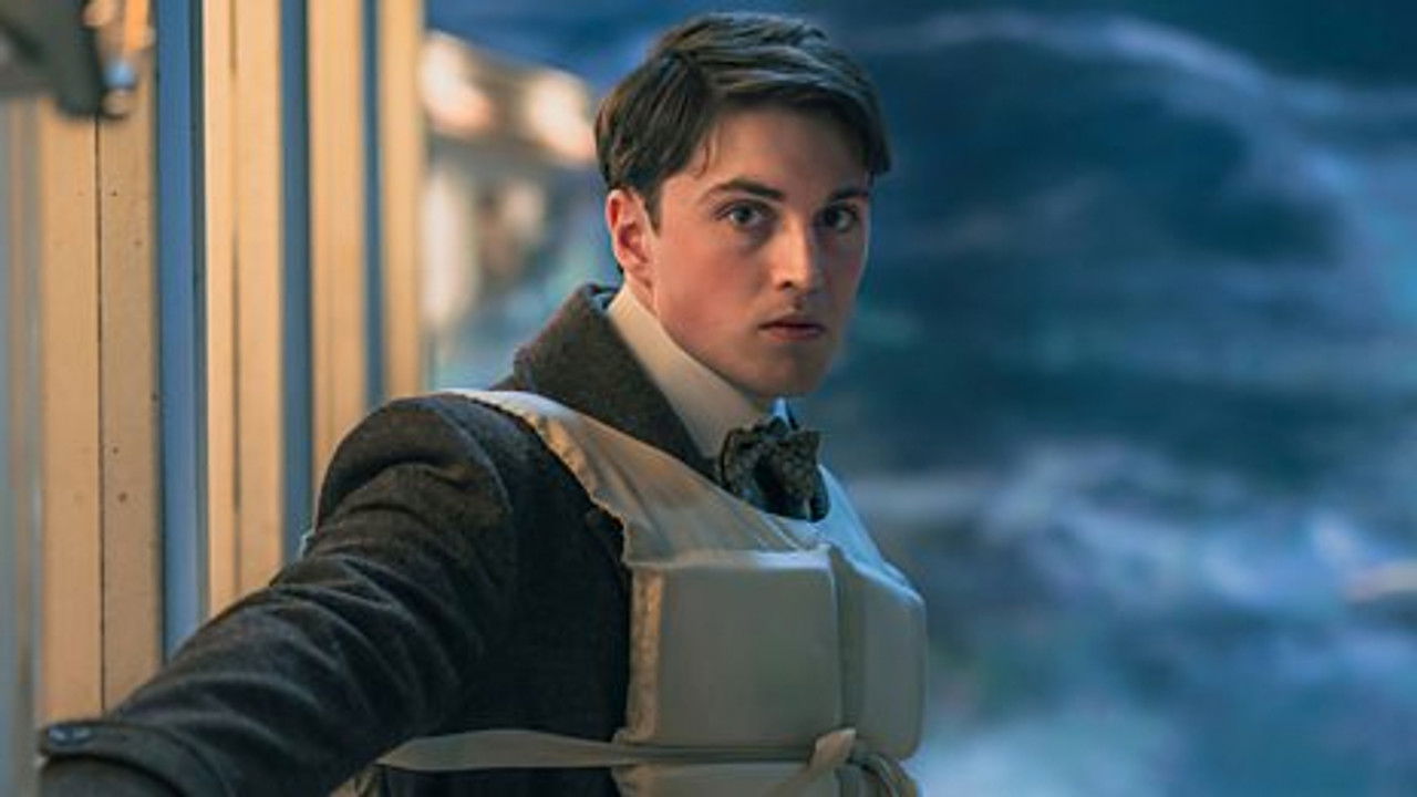 Image Titanic Sinks Tonight