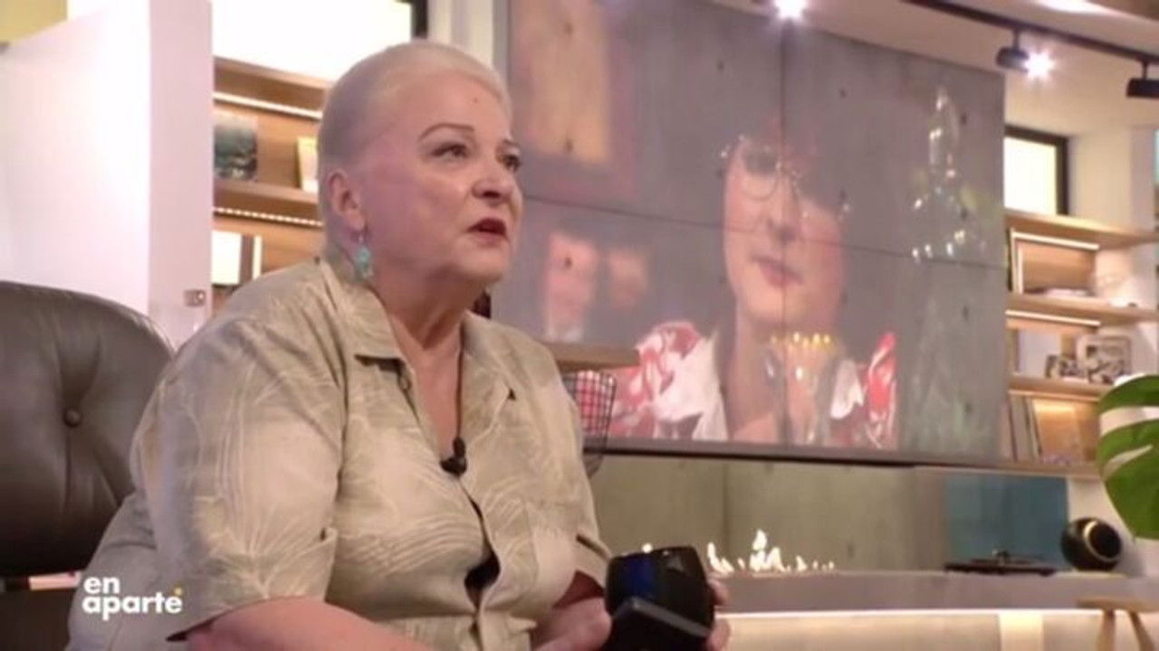 En aparté — Josiane Balasko