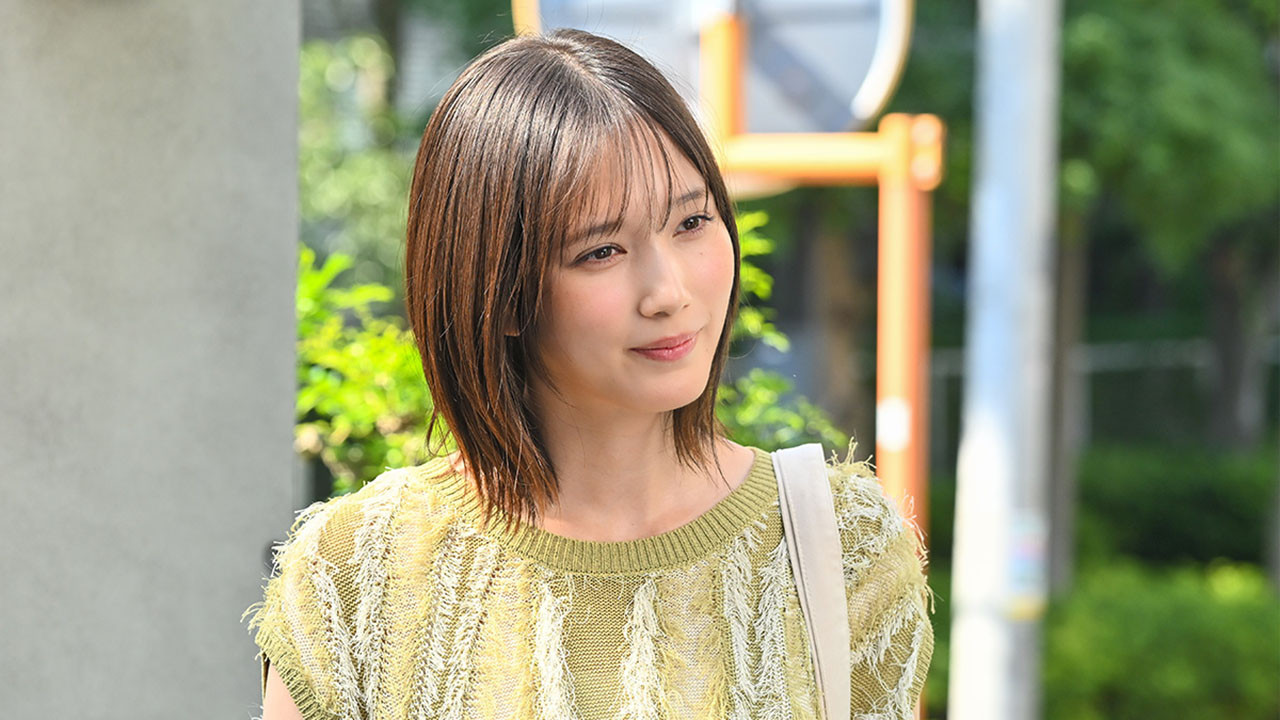 Kita-kun Is Too Cute to Handle, So the Three of Us Decided to Share Him backdrop