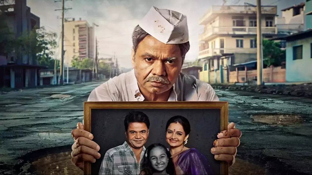 Kaam Chalu Hai (2024) Hindi HD backdrop