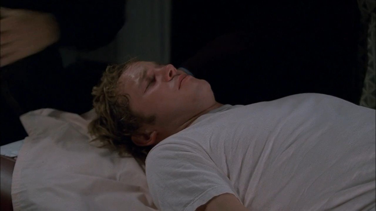 Everwood - Season 1 Episode 10 : Is There a Doctor in the House?