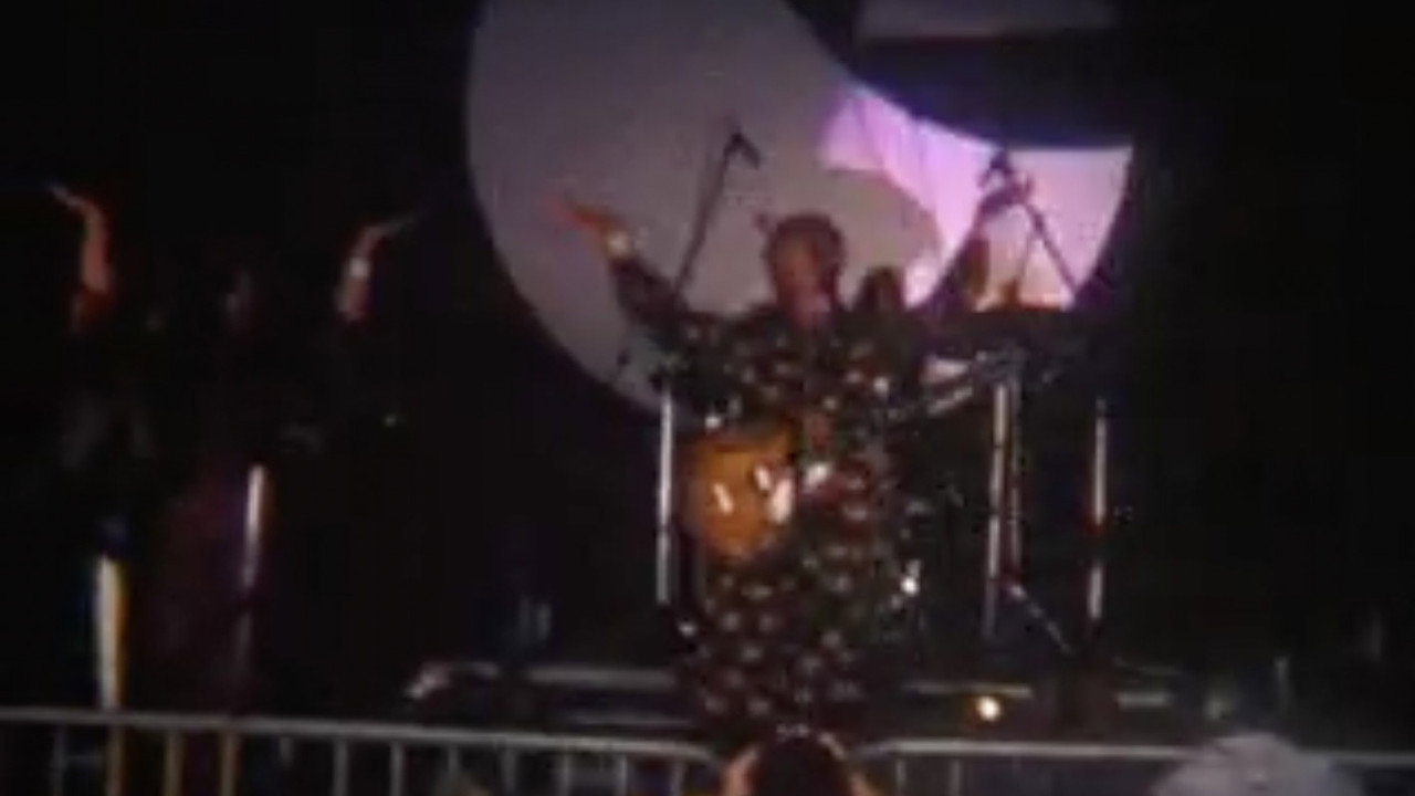 Moseley Folk Super 8 still 8