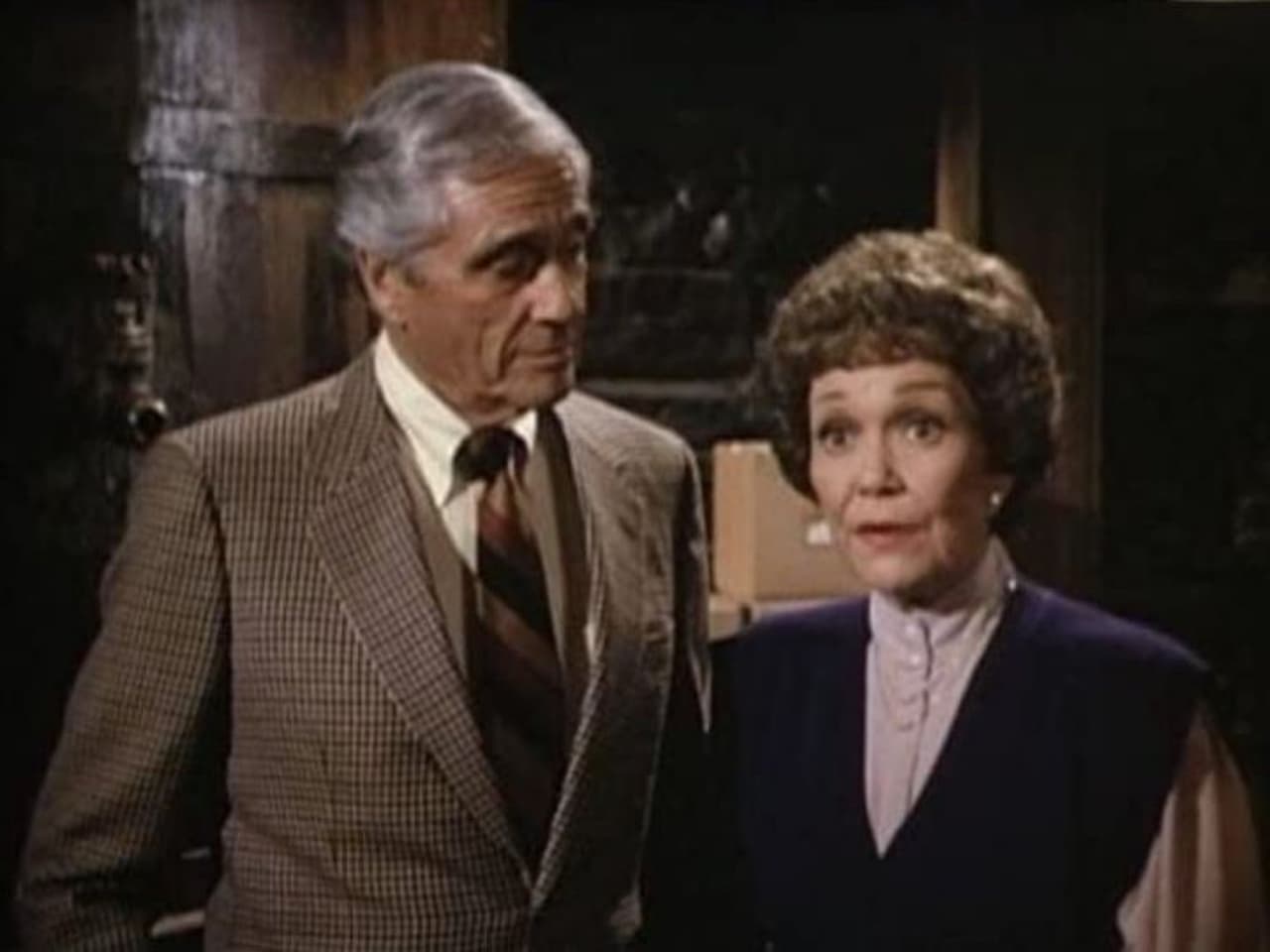 Falcon Crest - Season 3 Episode 25 : Win, Place and Show