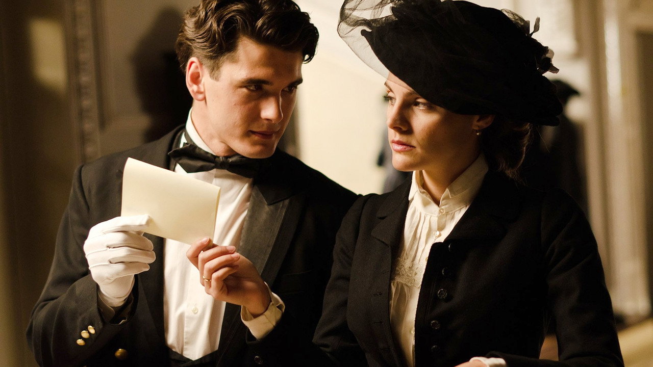 Grand Hotel still 4