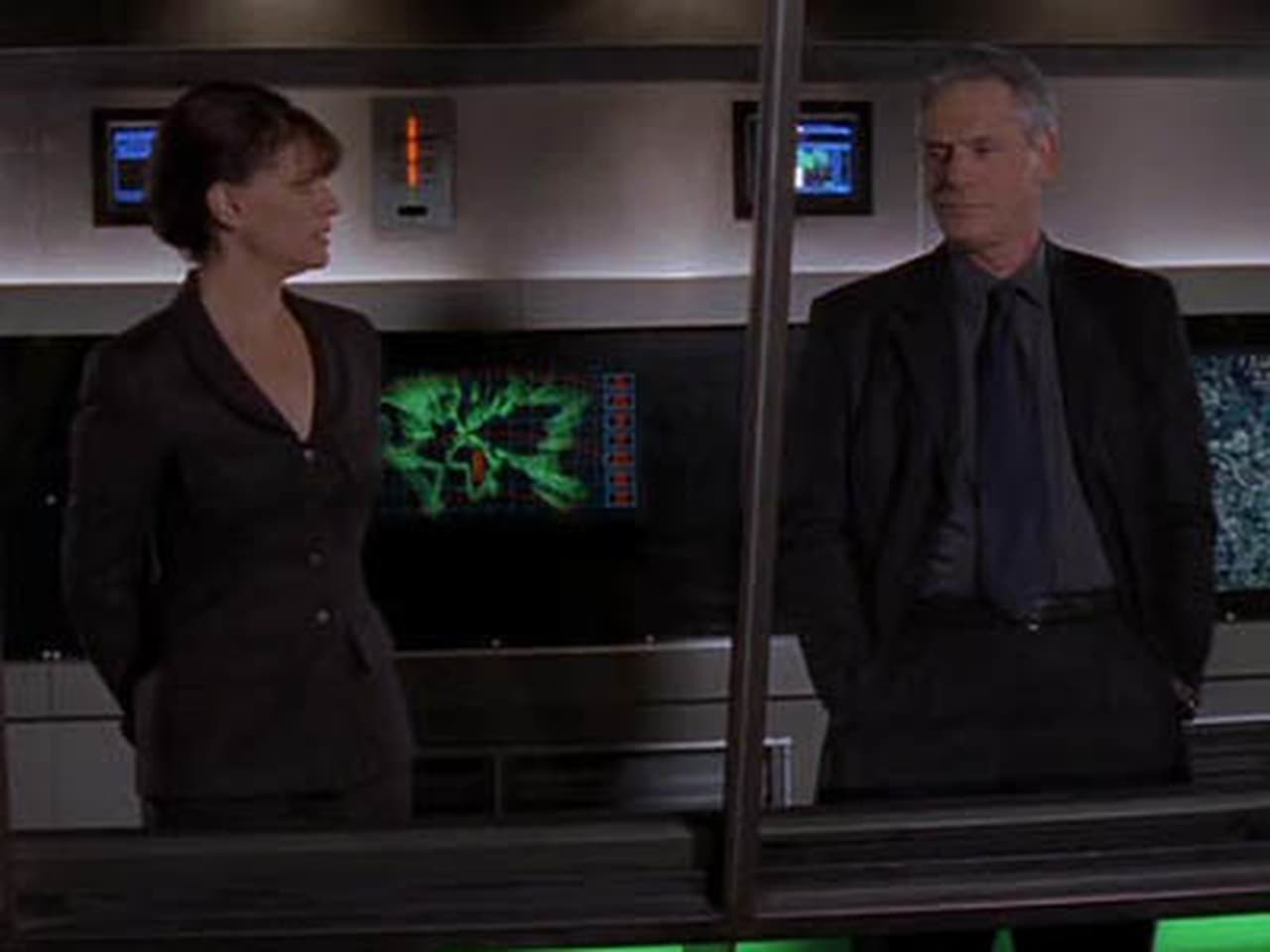 La Femme Nikita - Season 4 Episode 11 : Time to Be Heroes