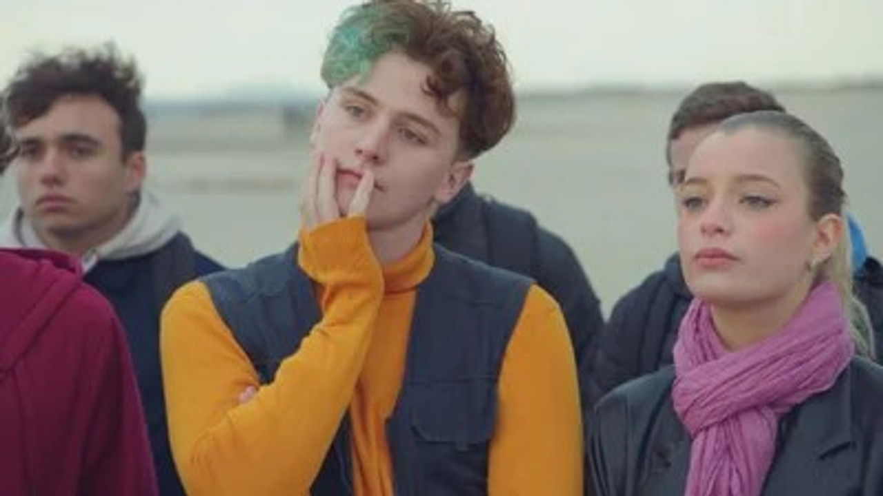 ASKIP, le collège se la raconte — Le jour de la plage