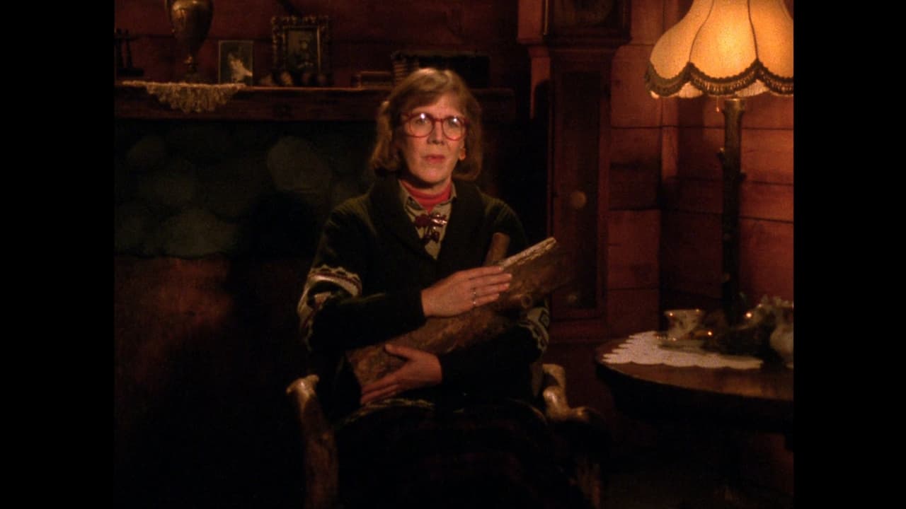 Twin Peaks - Season 0 Episode 61 : Log Lady Introduction - S02E15