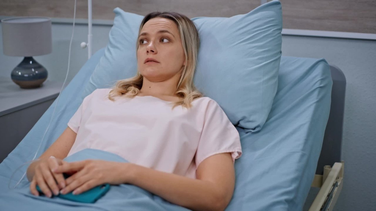 Female Doctor. New Life - Season 2 Episode 33 : Episode 33
