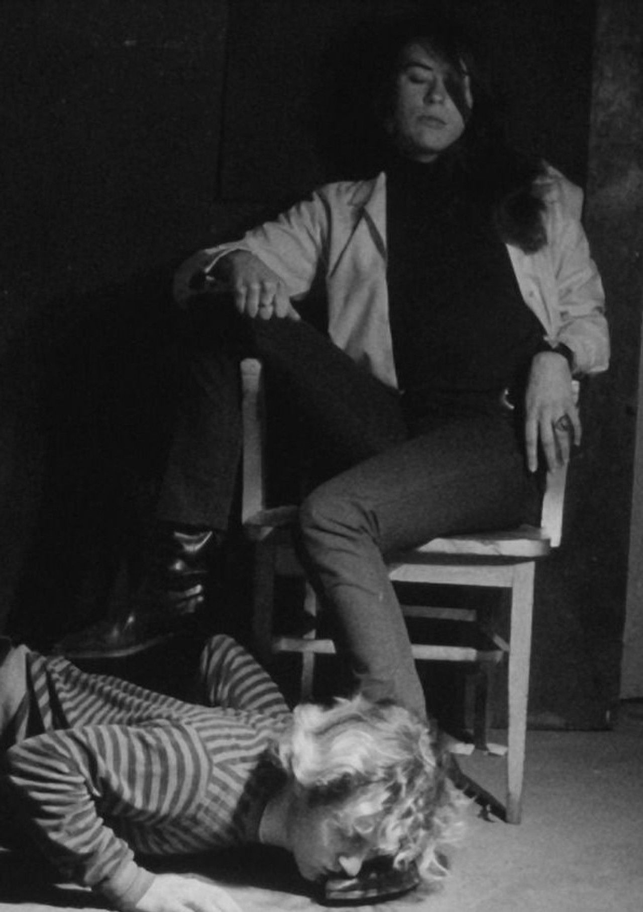 Kiss the Boot Backdrop