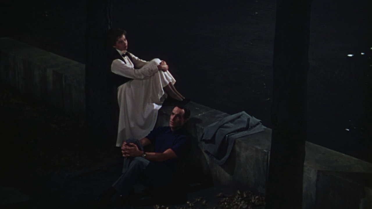 An American in Paris background 41
