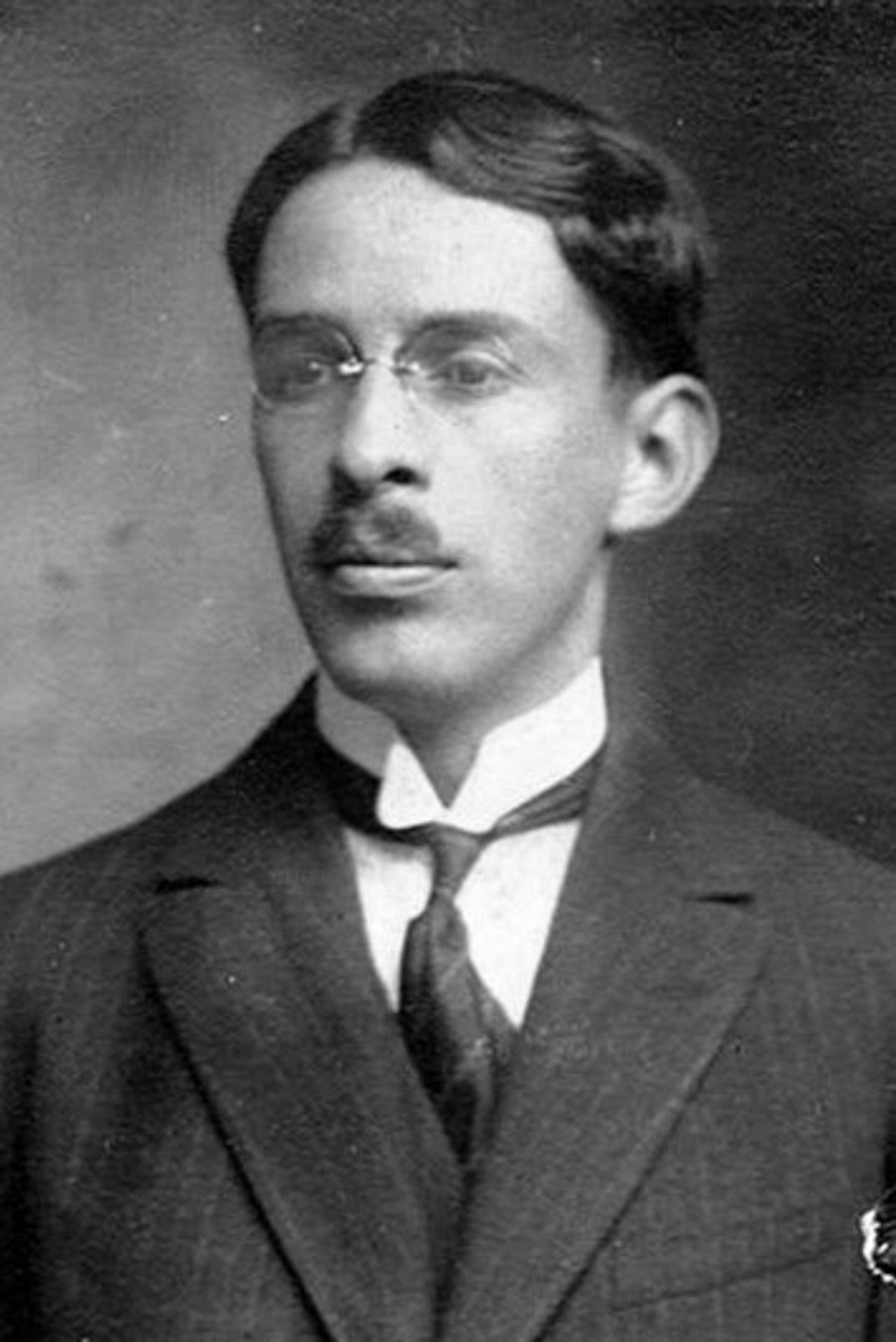 Eduardo Santos Montejo