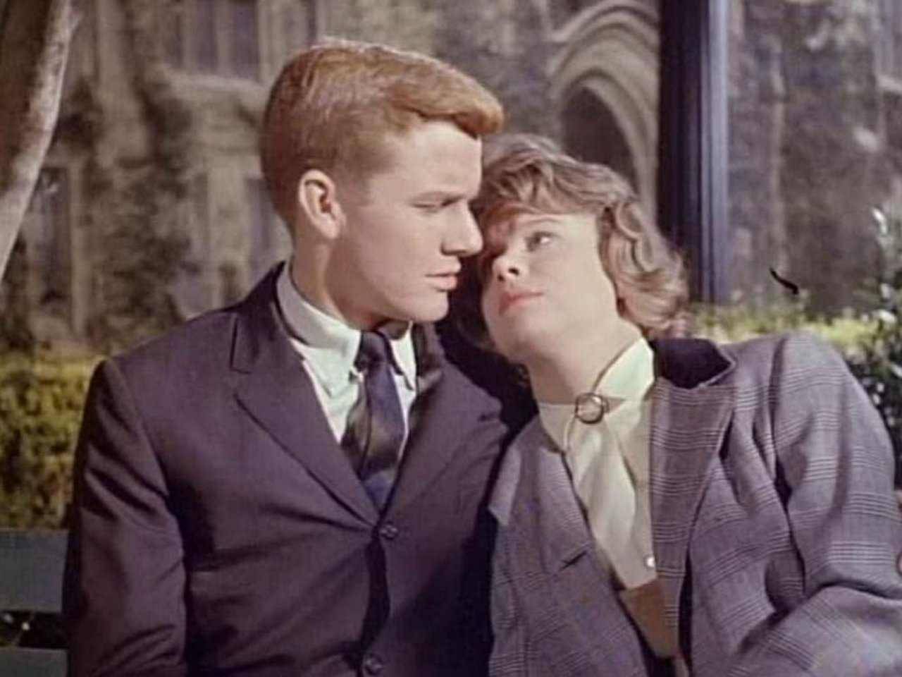 Hazel - Season 2 Episode 14 : Hazel and the Lovebirds