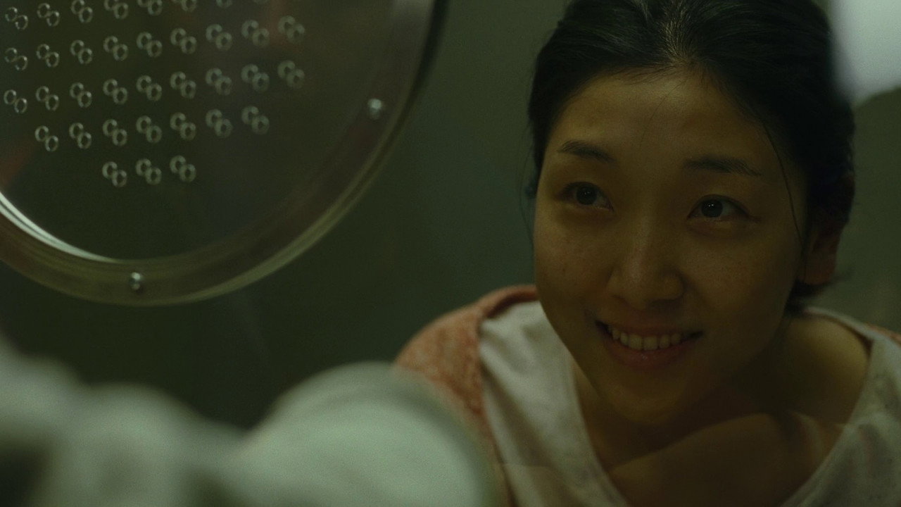 Shoplifters background 43