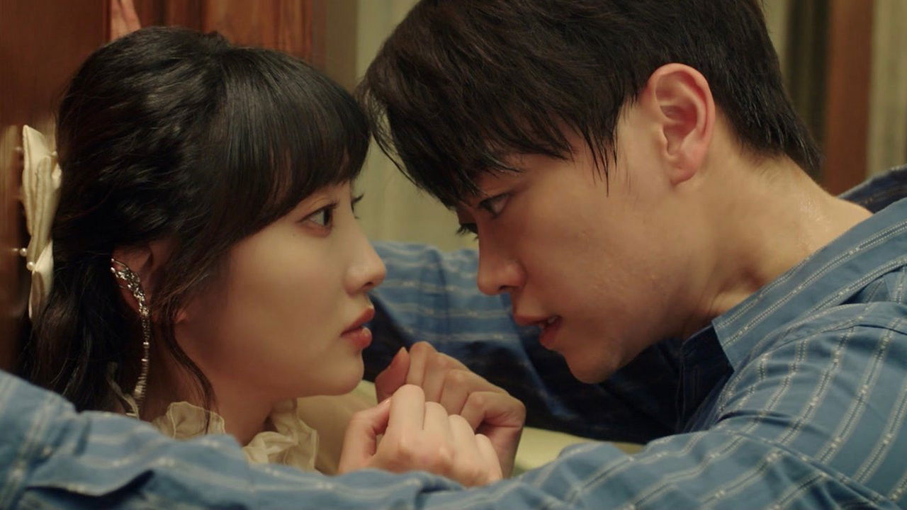 今天总裁顺利退房了吗 — Épisode 8