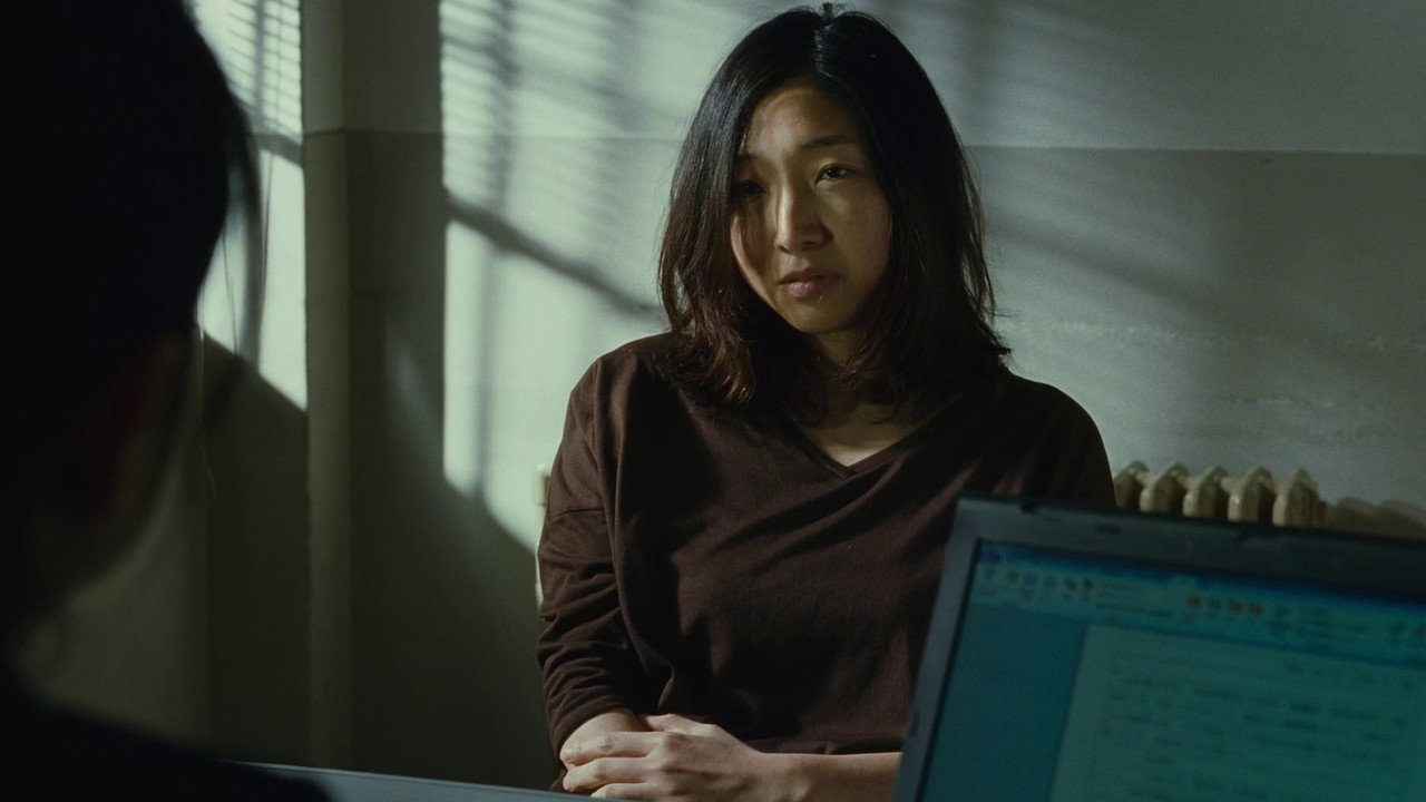 Shoplifters background 48