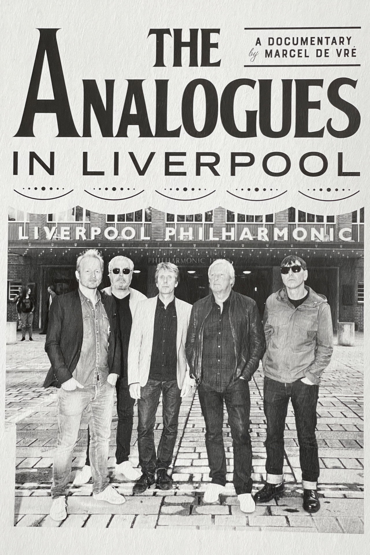 The Analogues in Liverpool filmaffisch