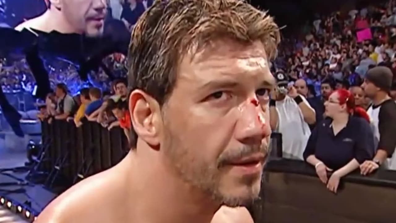 WWE SmackDown - Season 7 Episode 21 : SmackDown 300