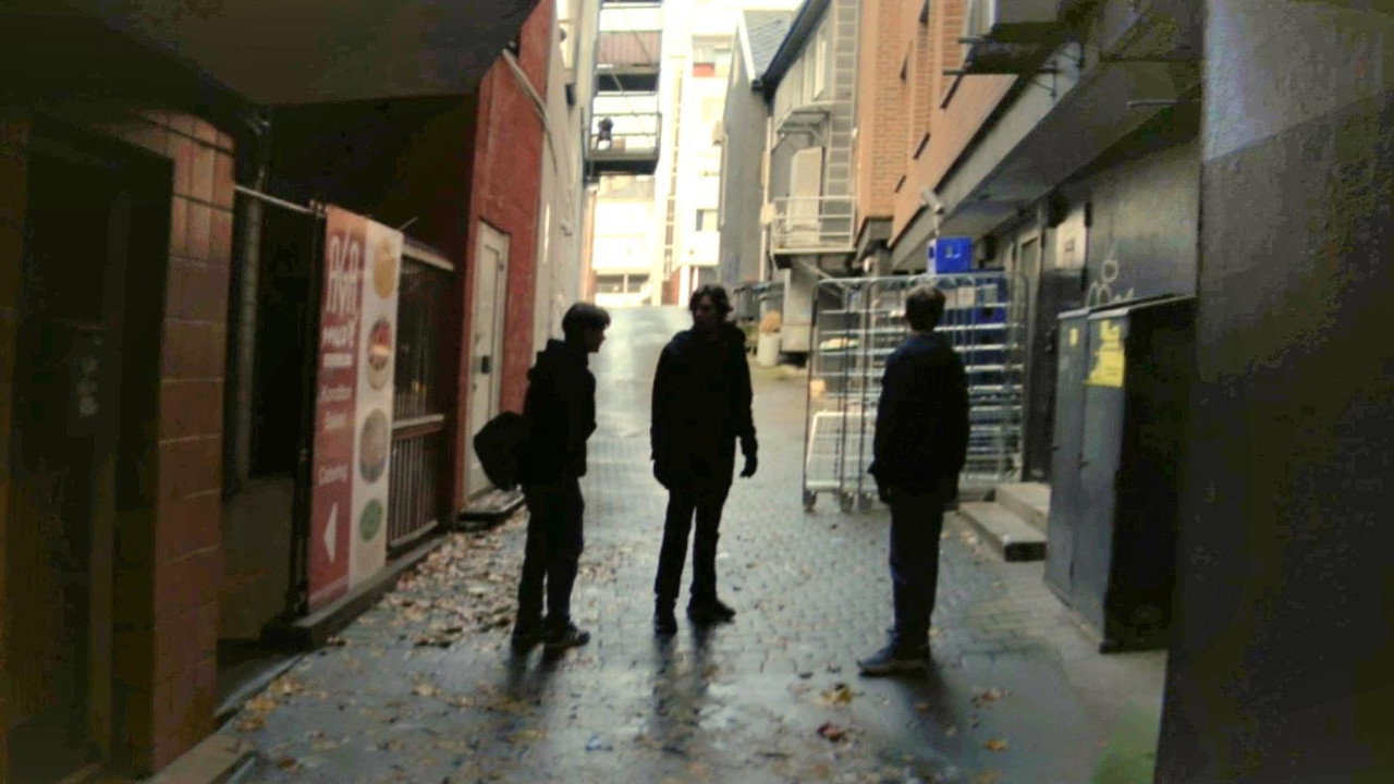 Mellom Gatene still 2