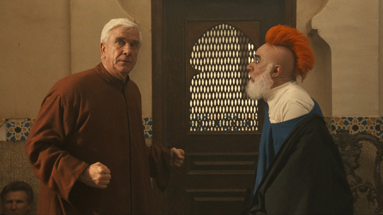 The Naked Gun: From the Files of Police Squad! background 74