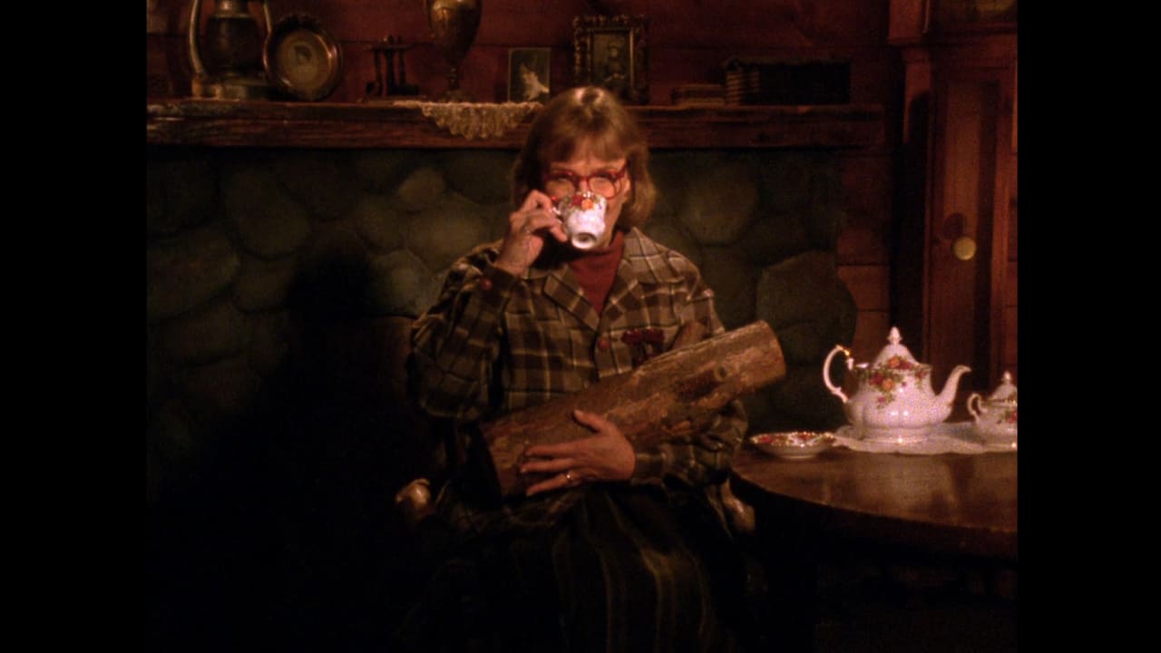 Twin Peaks - Season 0 Episode 54 : Log Lady Introduction - S02E08