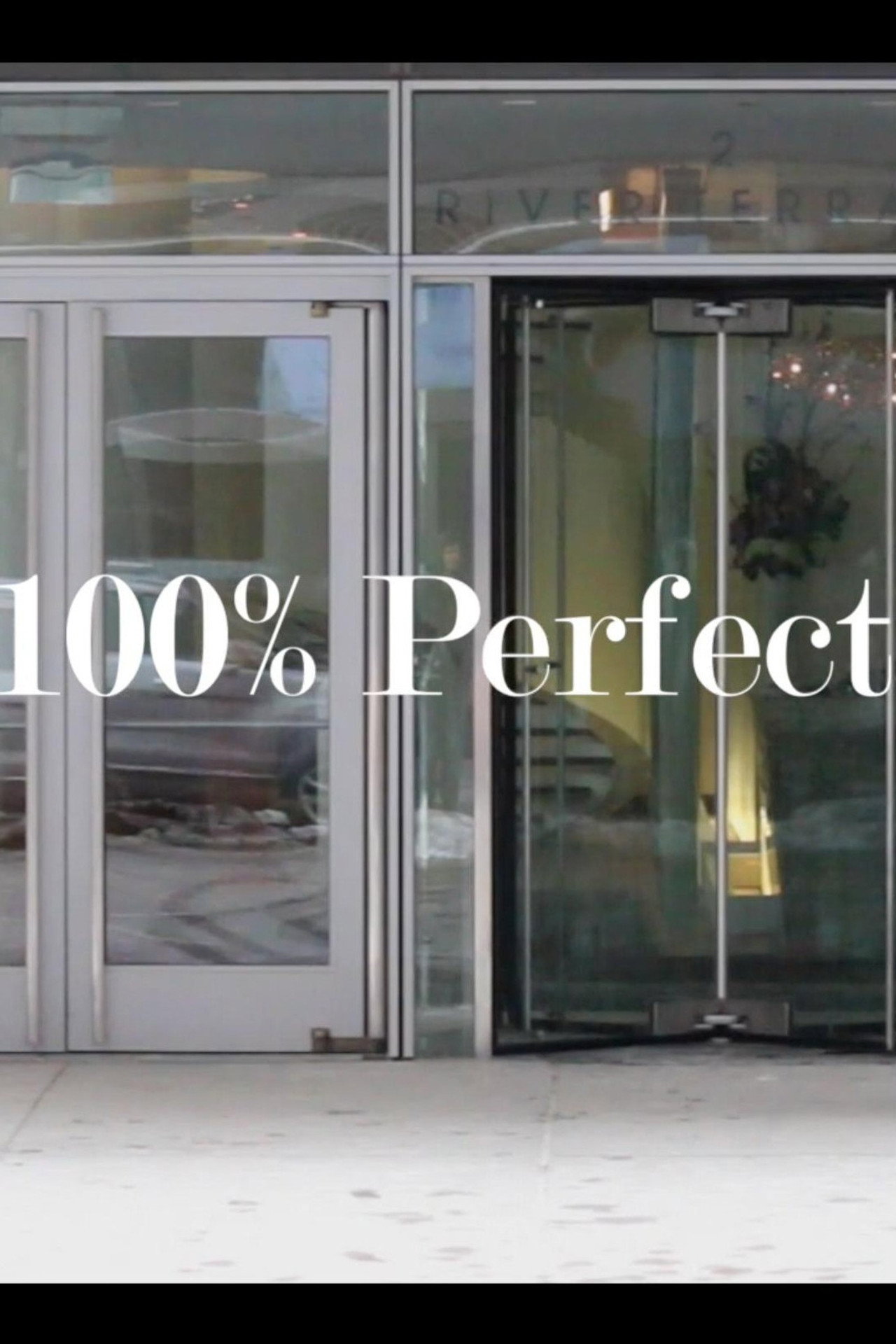 The 100% Perfect Girl filmaffisch