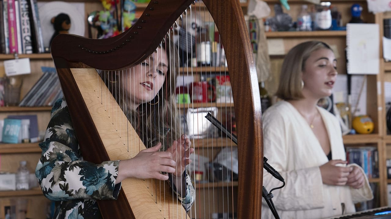 NPR Tiny Desk Concerts - Season 12 Episode 50 : Saint Sister